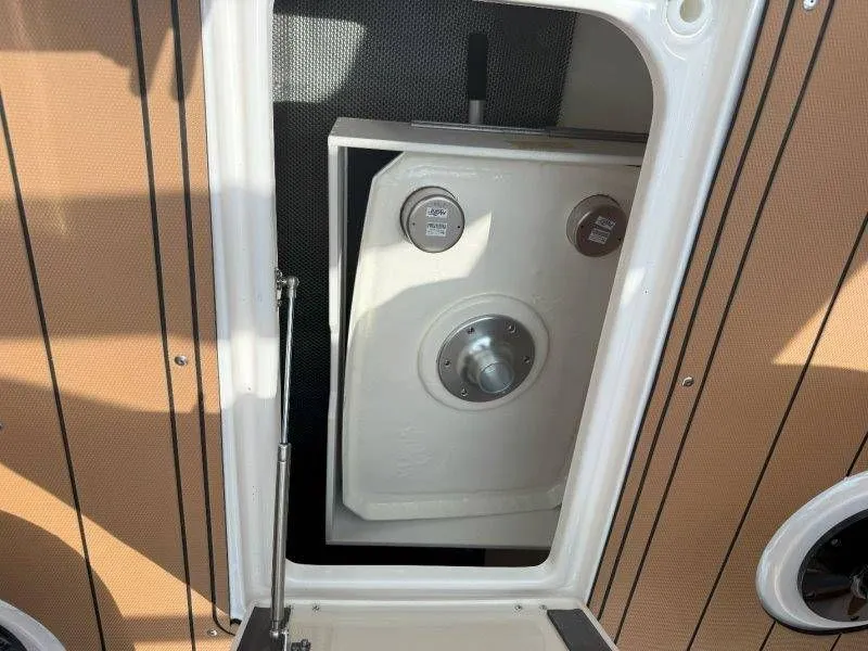 Slide: The Image of Chaparral 307 SSX 2022 - 50