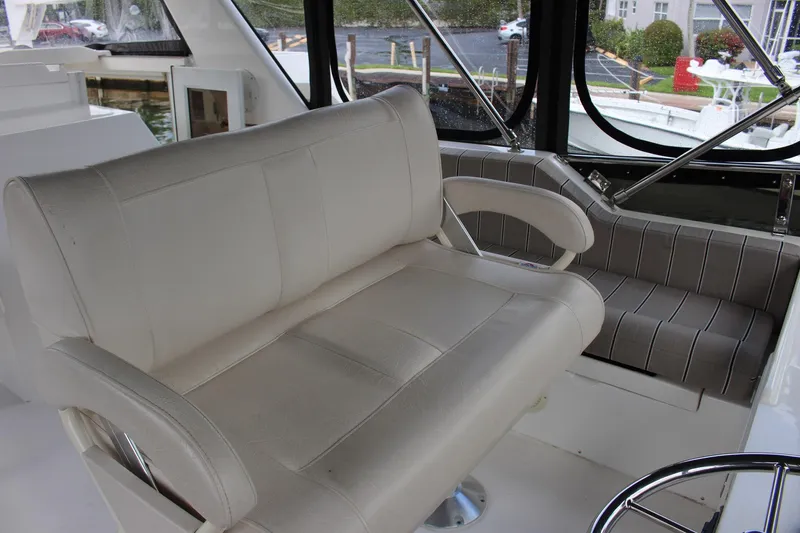 Slide: The Image of Interior seating of a 2007 Jefferson 45 Motor Yacht with beige upholstery. - 8