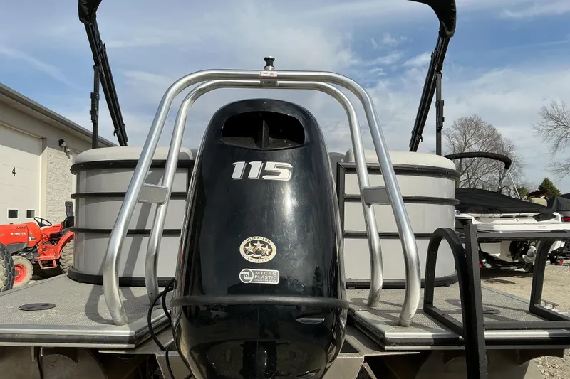 Slide: The Image of 2024 Bentley Pontoons 200 Navigator with 115 horsepower engine, parked outdoors. - 4