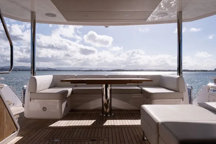 Slide: The Image of 2020 Sunseeker 76 Yacht - Image 29 - 29
