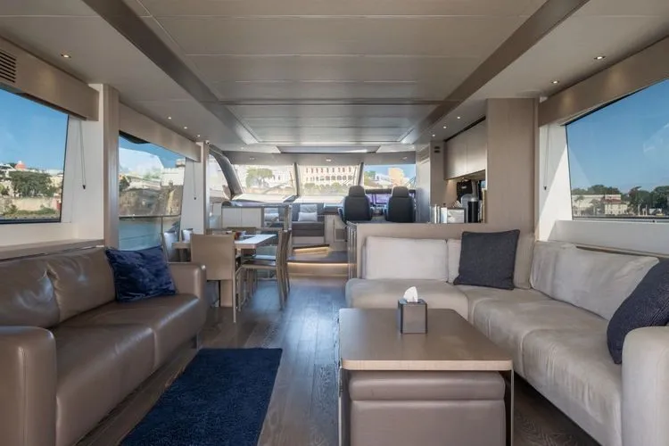 Slide: The Image of 2020 Sunseeker 76 Yacht - Image 41 - 41