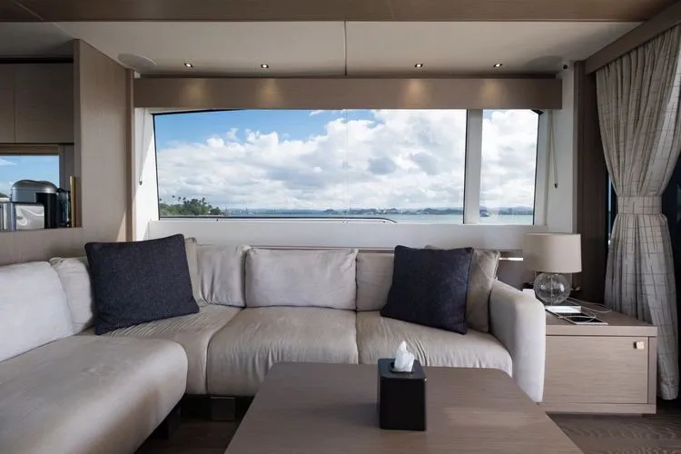 Slide: The Image of 2020 Sunseeker 76 Yacht - Image 44 - 44