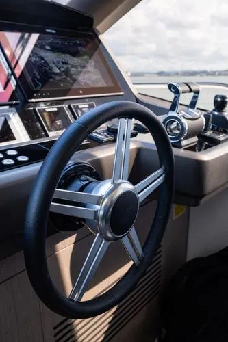 Slide: The Image of 2020 Sunseeker 76 Yacht - Image 58 - 58