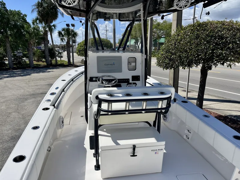 Slide: The Image of Contender 25 T 2017 - 11