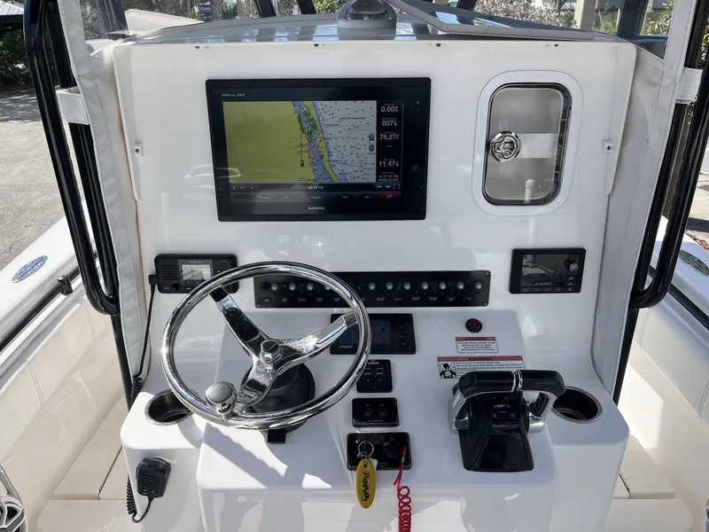 Slide: The Image of Contender 25 T 2017 - 14