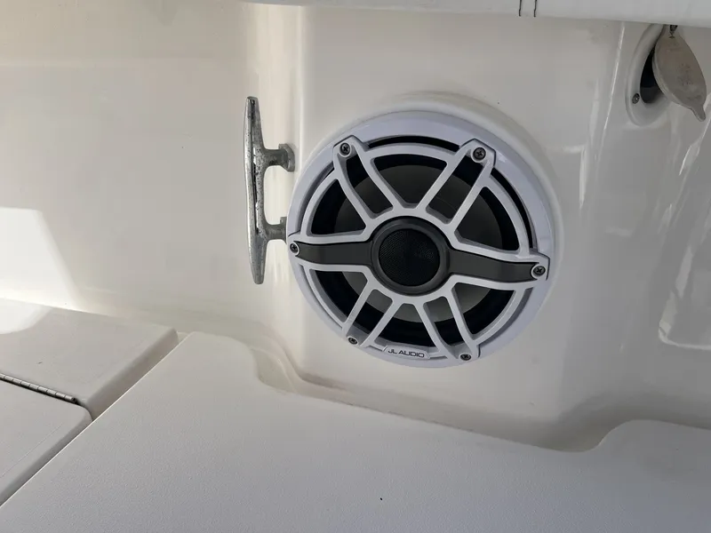 Slide: The Image of Contender 25 T 2017 - 34