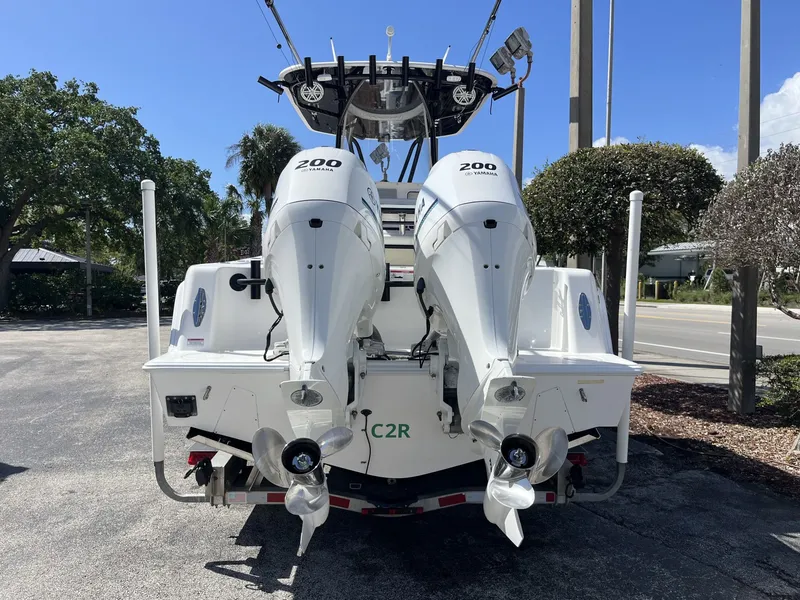 Slide: The Image of Contender 25 T 2017 - 5