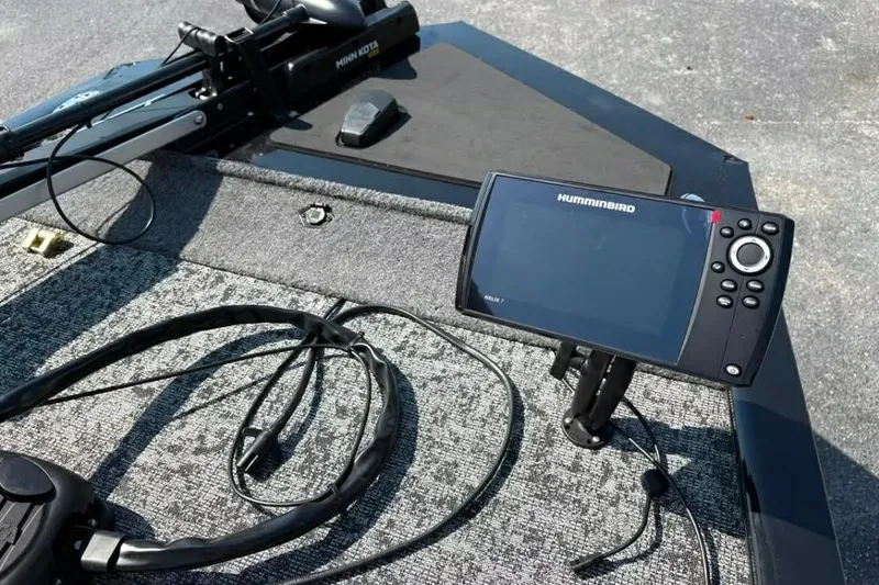 Slide: The Image of 2025 Tracker Pro 170 boat with Humminbird fish finder and Minn Kota trolling motor. - 10