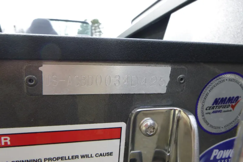 Slide: The Image of 2025 Alumacraft Competitor 175X Sport boat hull identification number and certification labels. - 17