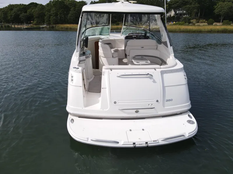 Slide: The Image of 2007 Chaparral Signature 350 boat on calm water. - 15