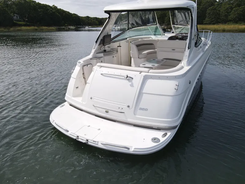 Slide: The Image of 2007 Chaparral Signature 350 on calm water. - 16
