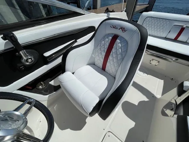 Slide: The Image of Sea Ray 240 Sundeck 2015 - 14