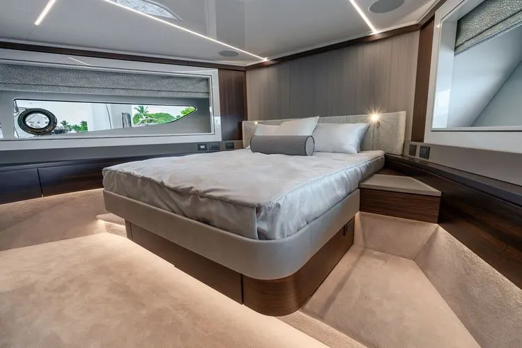 Slide: The Image of 2024 Sunseeker 90 Ocean Enclosed - Image 25 - 25