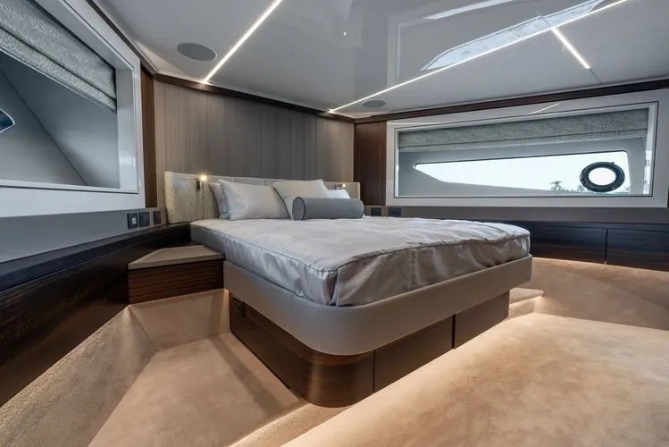 Slide: The Image of 2024 Sunseeker 90 Ocean Enclosed - Image 28 - 28