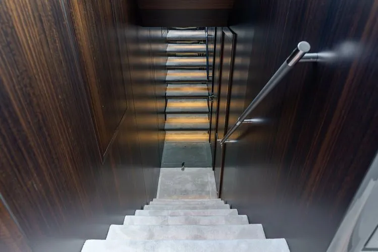 Slide: The Image of 2024 Sunseeker 90 Ocean Enclosed - Image 29 - 29