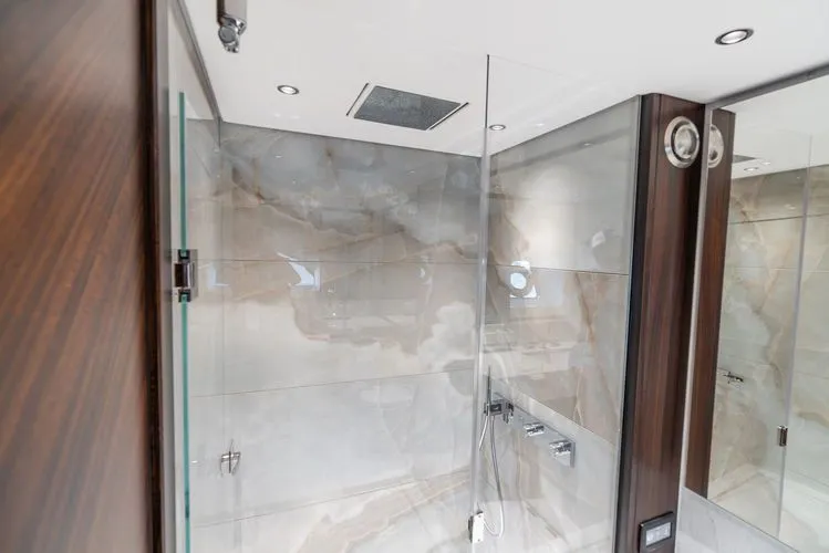 Slide: The Image of 2024 Sunseeker 90 Ocean Enclosed - Image 33 - 33