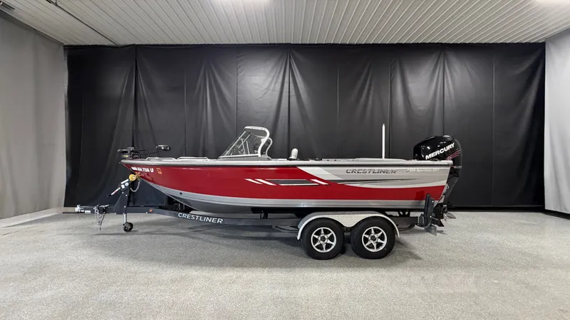 Slide: The Image of Crestliner 1950 Sportfish 2015 - 0