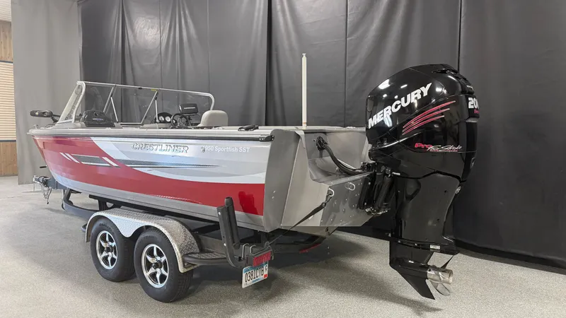 Slide: The Image of Crestliner 1950 Sportfish 2015 - 3