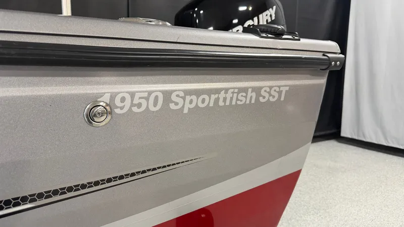 Slide: The Image of Crestliner 1950 Sportfish 2015 - 88