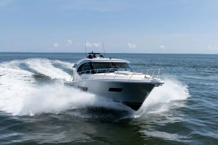 The Image of 2021 Riviera 575 Suv - Image 1 - 1