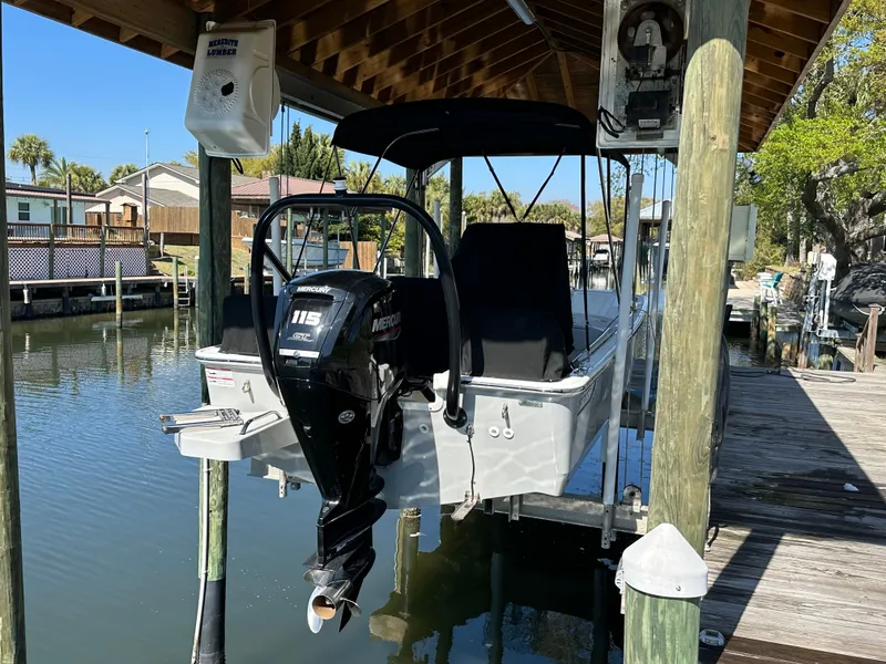 Slide: The Image of Boston Whaler 170 Montauk 2024 - 45