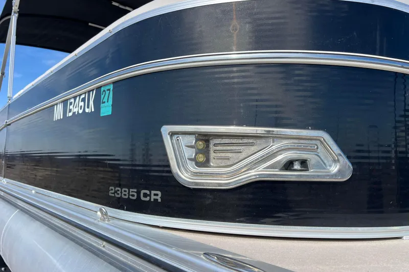 Slide: The Image of 2015 Avalon Catalina Cruise 23' pontoon boat with registration MN 1346 LK. - 16