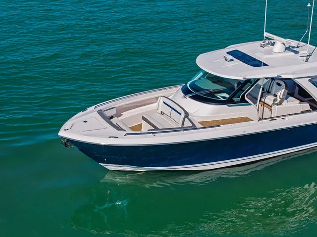 Slide: The Image of Tiara 38 LS 2019 - 53