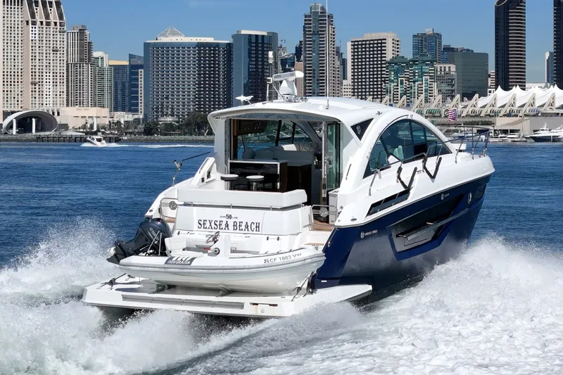 Slide: The Image of Cruisers Yachts 50 Cantius 2019 - 16