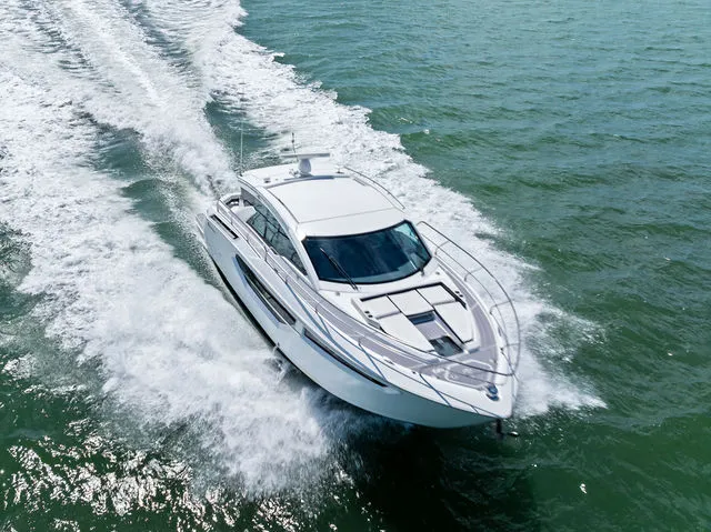 Slide: The Image of Cruisers Yachts 50 Cantius 2019 - 42