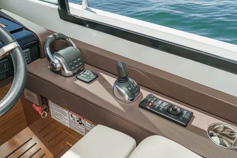 Slide: The Image of Cruisers Yachts 50 Cantius 2019 - 72