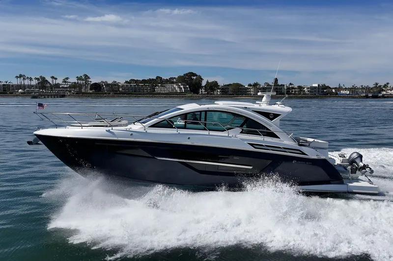 Slide: The Image of Cruisers Yachts 50 Cantius 2019 - 6