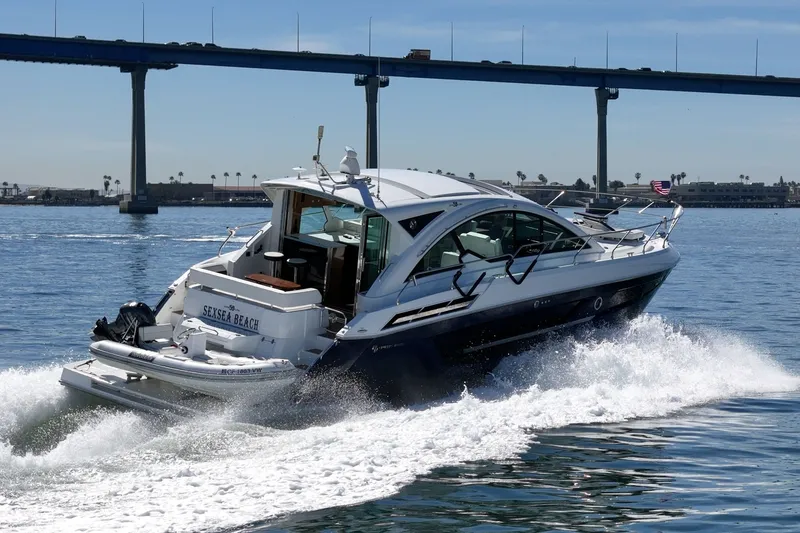 Slide: The Image of Cruisers Yachts 50 Cantius 2019 - 7