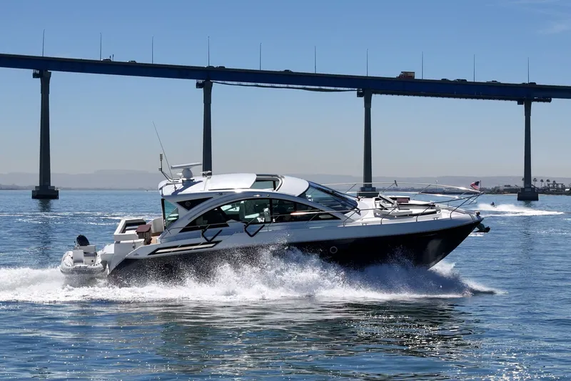 Slide: The Image of Cruisers Yachts 50 Cantius 2019 - 8