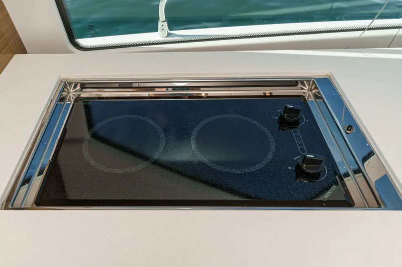 Slide: The Image of Cruisers Yachts 50 Cantius 2019 - 65