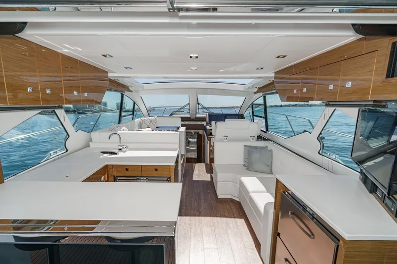 Slide: The Image of Cruisers Yachts 50 Cantius 2019 - 57