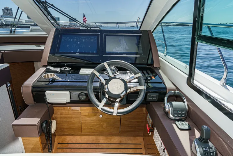 Slide: The Image of Cruisers Yachts 50 Cantius 2019 - 70