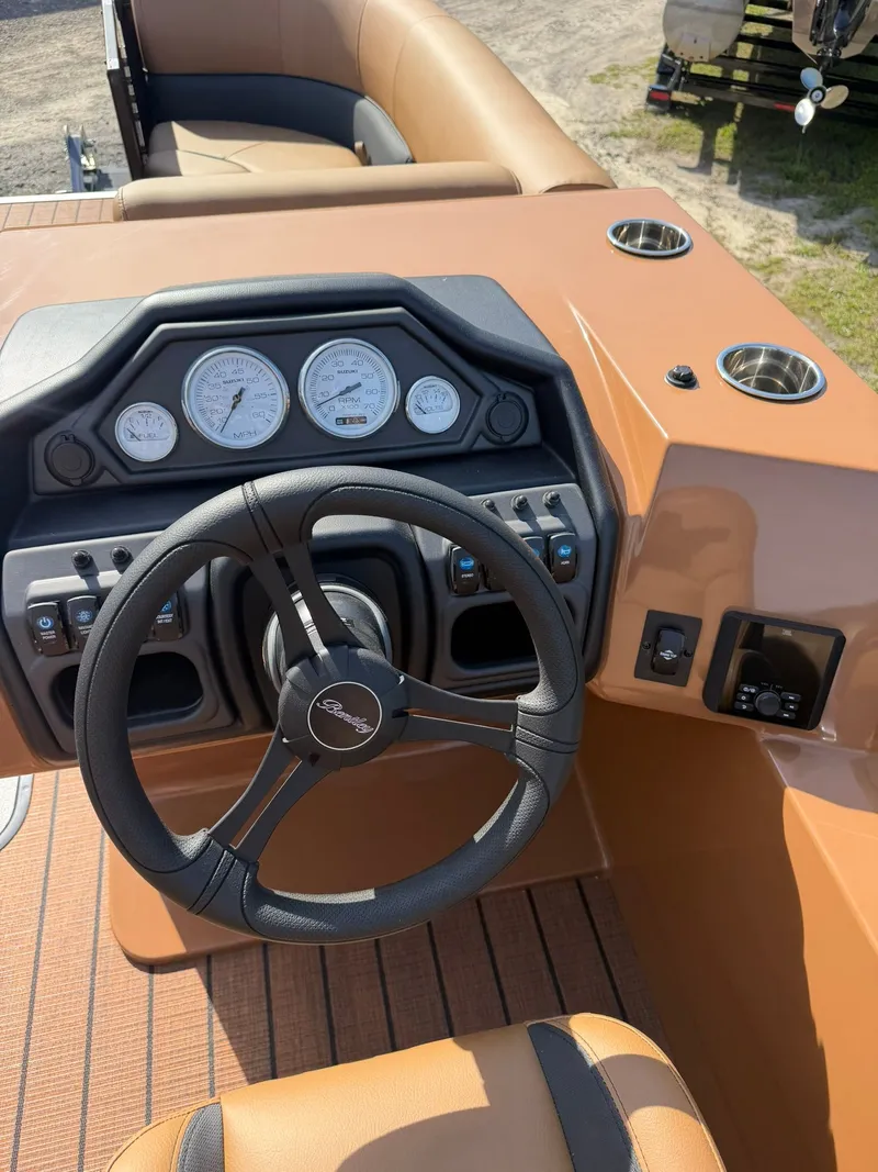 Slide: The Image of Bentley Pontoons Legacy Quad 243 2026 - 12