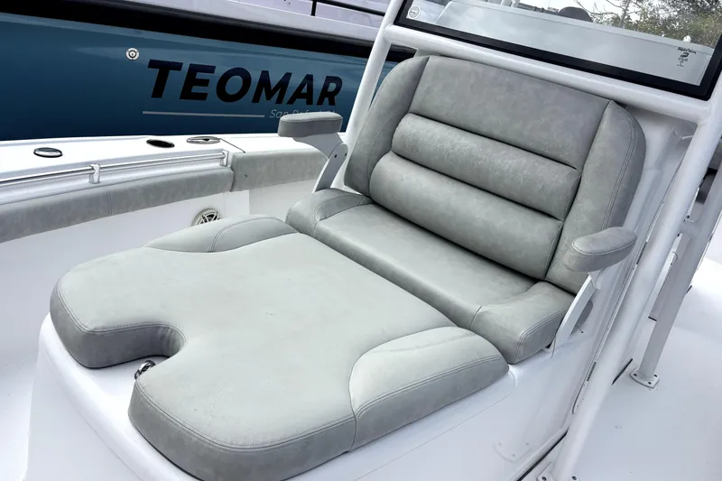 Slide: The Image of Gray cushioned seating on a 2020 Sportsman Masters 267OE Bay Boat. - 5