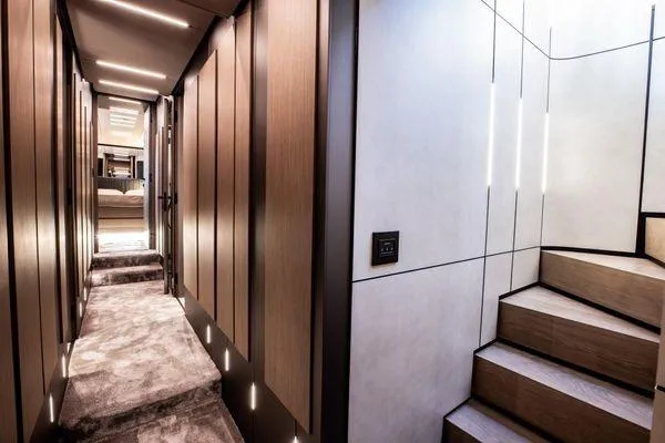 Slide: The Image of Pershing GTX 80 2025 - 52