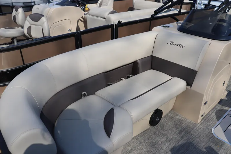 Slide: The Image of Luxurious seating on 2026 Bentley Pontoons Legacy 223 DL Navigator boat. - 2