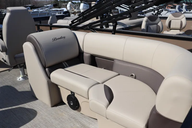 Slide: The Image of Luxurious seating on 2026 Bentley Pontoons Legacy 223 DL Navigator boat. - 9