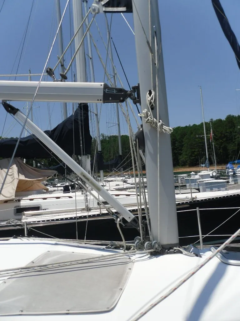 Slide: The Image of Mast Detail at Boom - 31