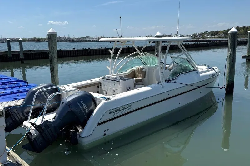 The Image of 2019 World Cat Glacier Bay Edition 2740 Dual Console boat docked in marina. - 0