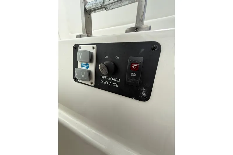 Slide: The Image of Control panel on a 2019 World Cat Glacier Bay Edition 2740 Dual Console boat. - 47