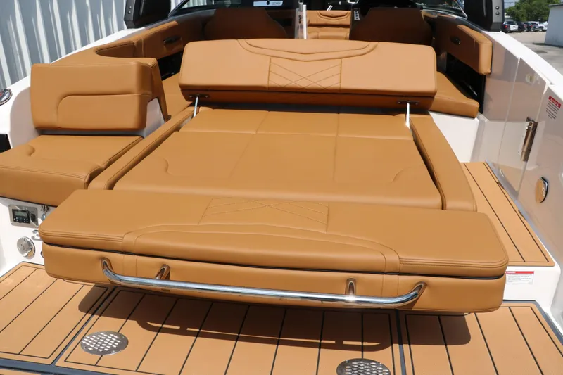 Slide: The Image of Chaparral 307 SSX 2025 - 12