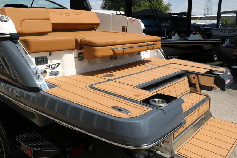 Slide: The Image of Chaparral 307 SSX 2025 - 13