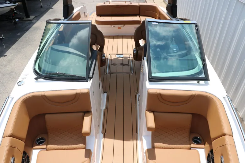 Slide: The Image of Chaparral 307 SSX 2025 - 19