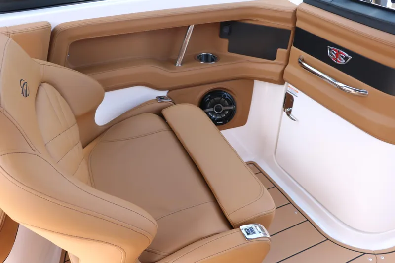 Slide: The Image of Chaparral 307 SSX 2025 - 43