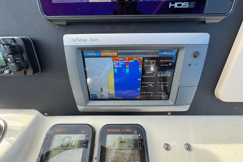 Slide: The Image of Garmin GPSmap 740s on Parker 2300 Special Edition boat dashboard, 2011 model. - 25