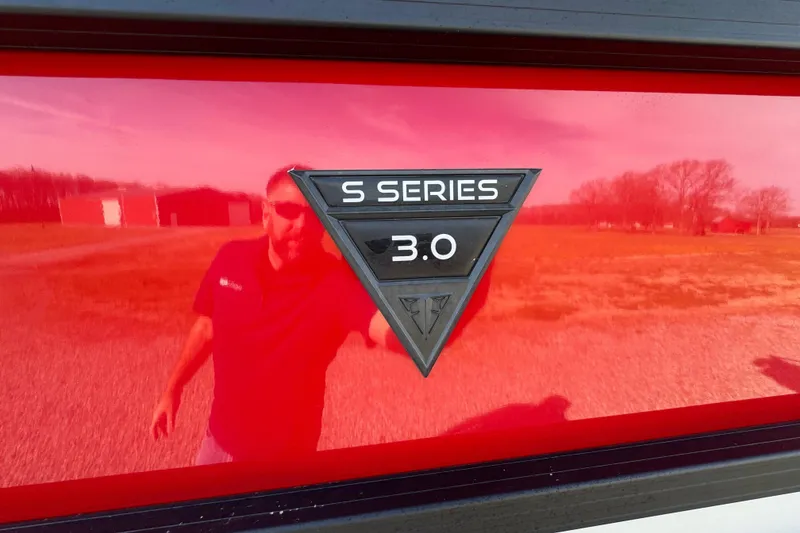 Slide: The Image of 2024 Trifecta 25ULE SS S Series 3.0 badge on red background. - 29